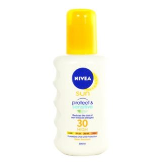 Nivea Sun Protect & Sensitive Spray SPF30 200 ml opalovací přípravek na tělo pro ženy